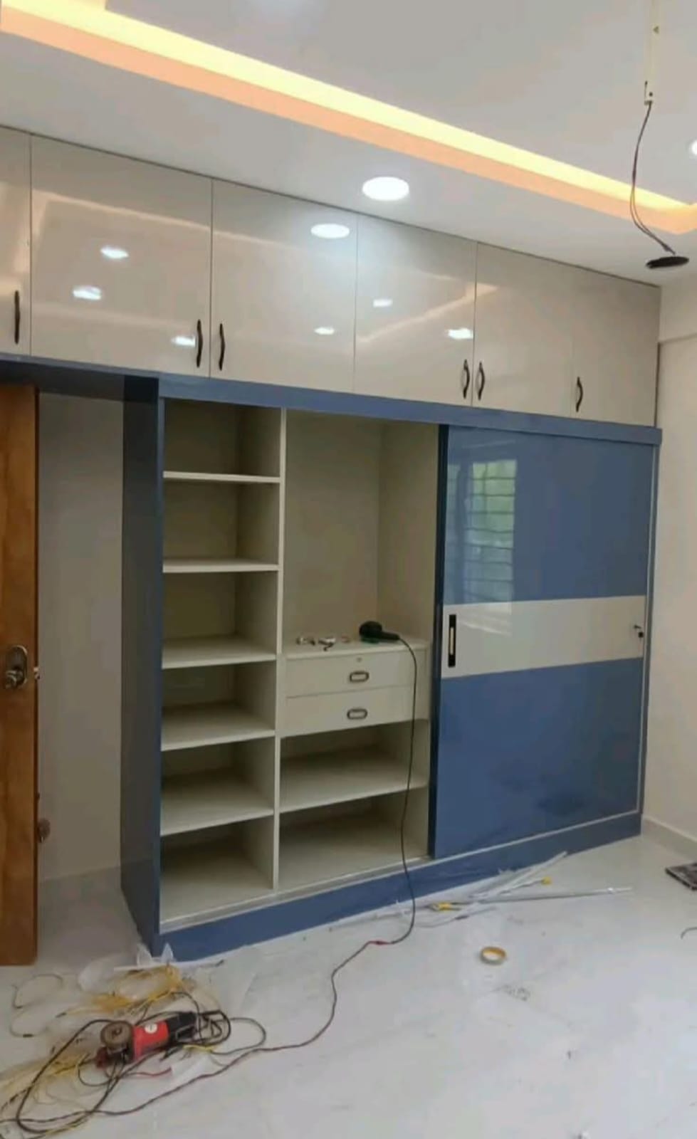 Wardrobes & Bedroom by VS Furnitures Indore — design 11